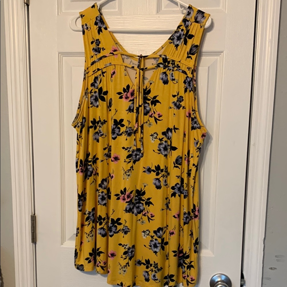 Torrid Super Soft Floral Yellow Sleeveless Top